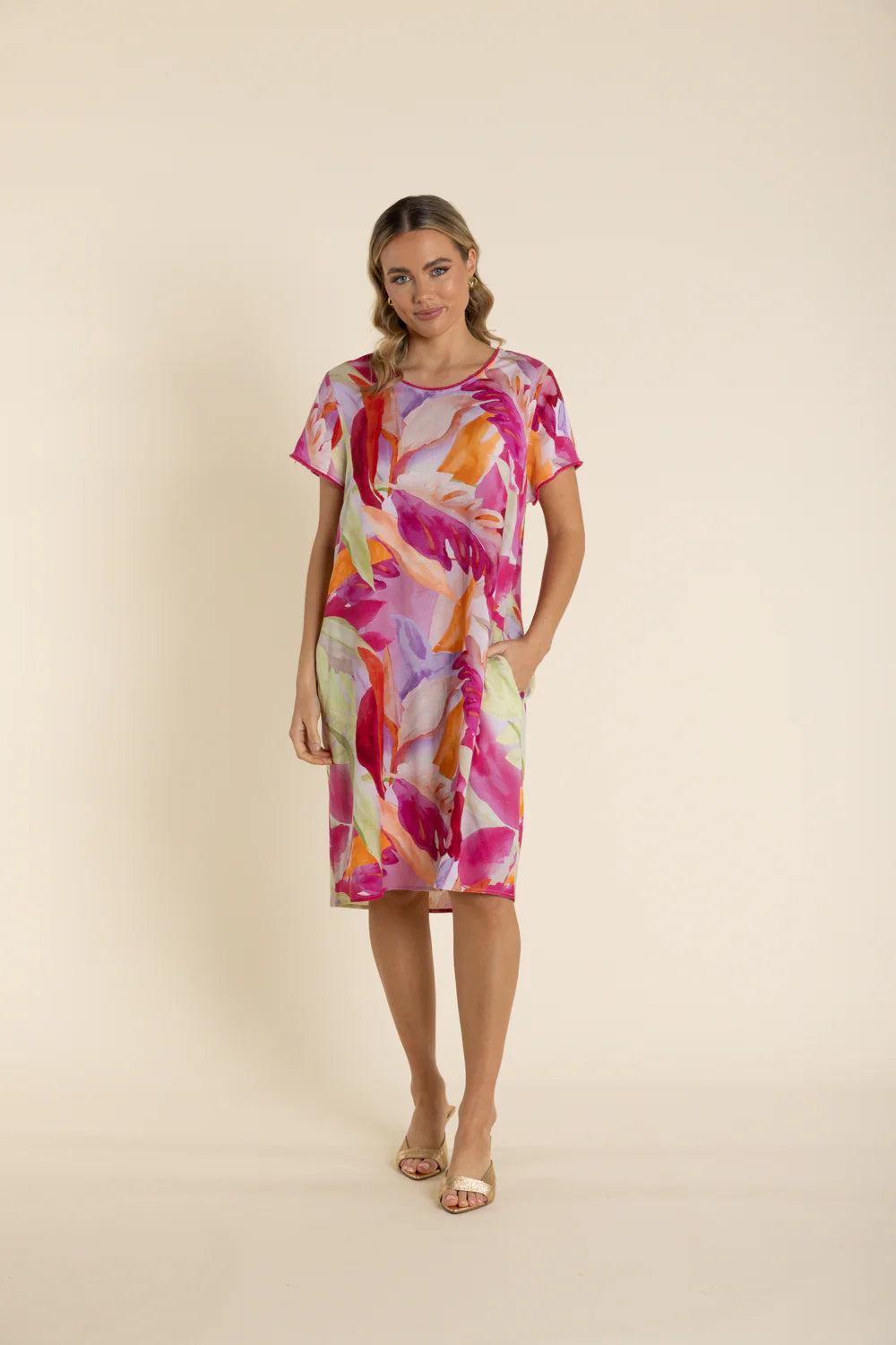 Midi Dresses for Comfortable Workwear-Paradise Print Midi Dress