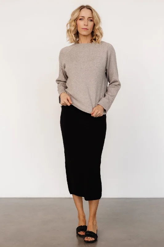 Midi Dresses for Spring Outdoor Gatherings-Alonso Knit Midi Skirt | Black