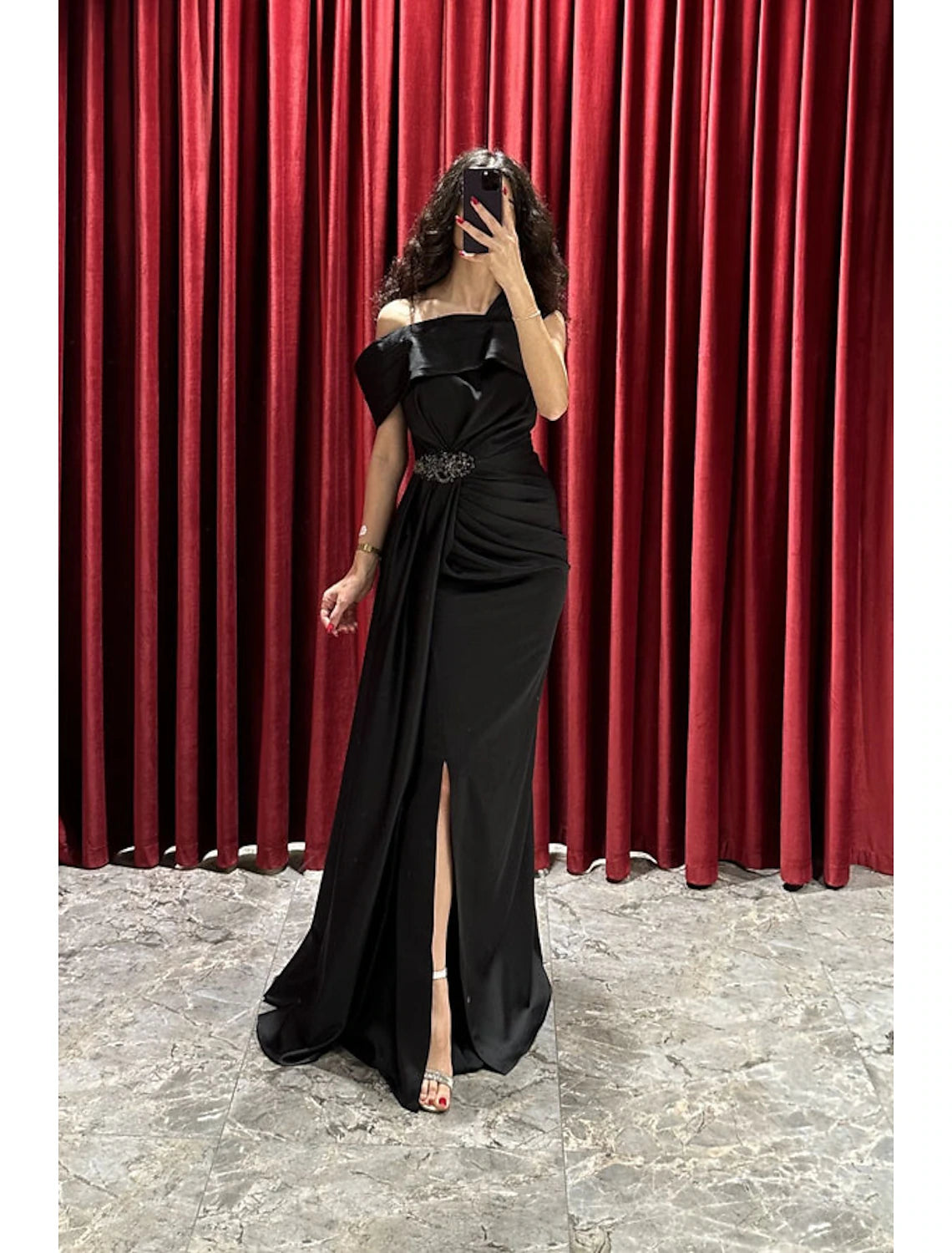 Evening Dress for Celebrity Gala-A-Line Evening Gown Elegant Dress Formal Fall Sweep / Brush Train Short Sleeve One Shoulder Satin with Ruched Slit