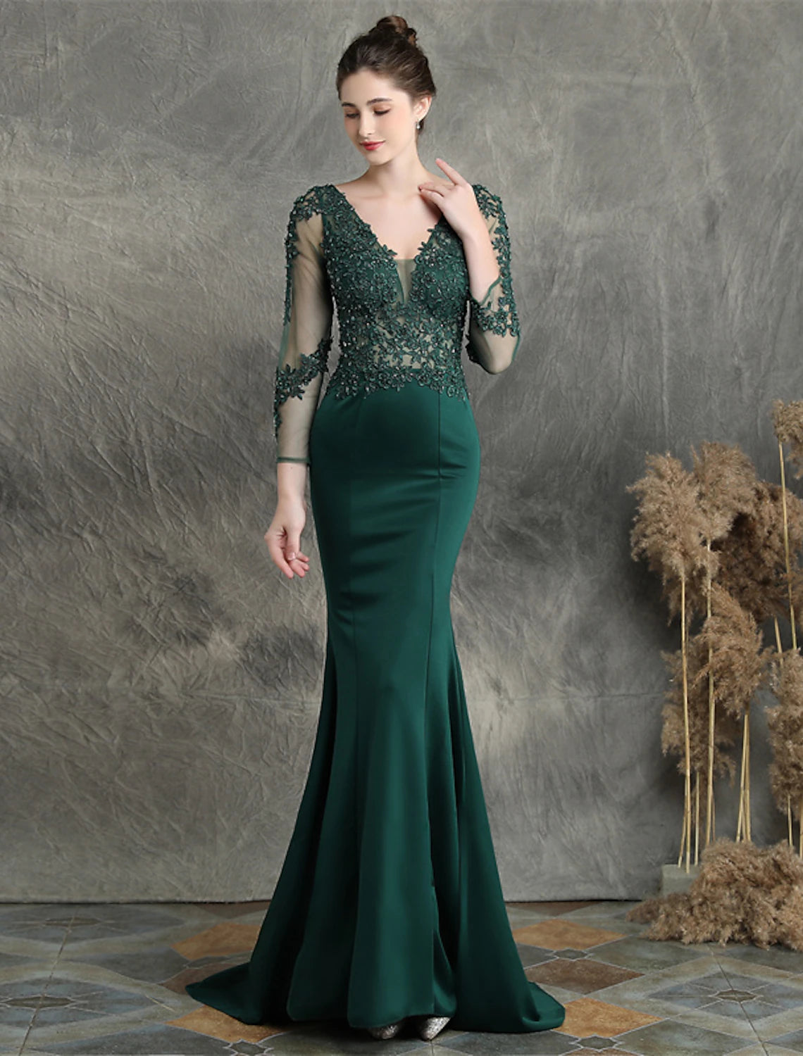 Evening Dress for Elegant Fashion Event-Mermaid / Trumpet Prom Dresses Elegant Dress Formal Wedding Guest Sweep / Brush Train Long Sleeve V Neck Cotton Blend with Beading Appliques