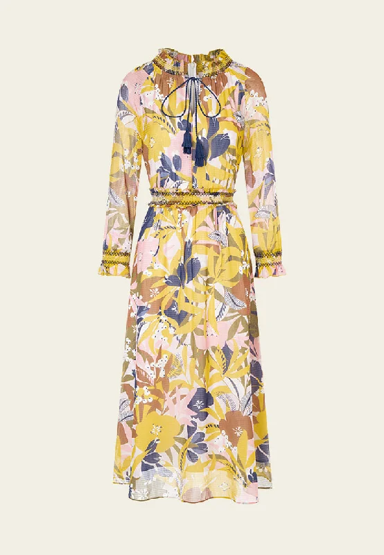 Maxi dresses with floral embroidery and lace -Yellow Floral Print Chiffon Maxi Dress