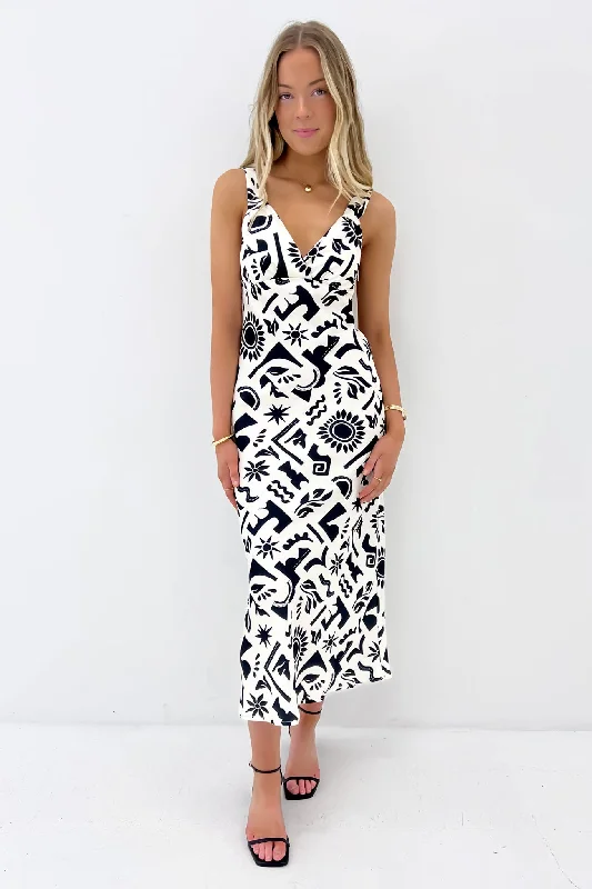 Maxi dresses for sophisticated family celebrations -Array Maxi Dress Print