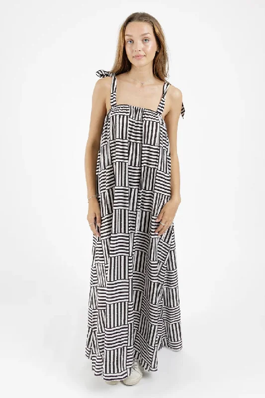 Maxi dresses for destination events -Bowie Black White Print Tie Shoulder Maxi Dress